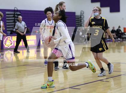 Thumbnail 3 in Franklin Heights vs Reynoldsburg (OHSAA D1 Sectional Final) photogallery.