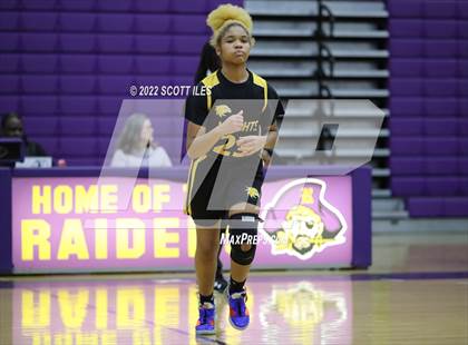 Thumbnail 3 in Franklin Heights vs Reynoldsburg (OHSAA D1 Sectional Final) photogallery.