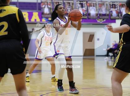 Thumbnail 1 in Franklin Heights vs Reynoldsburg (OHSAA D1 Sectional Final) photogallery.