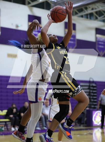 Thumbnail 1 in Franklin Heights vs Reynoldsburg (OHSAA D1 Sectional Final) photogallery.