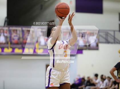 Thumbnail 1 in Franklin Heights vs Reynoldsburg (OHSAA D1 Sectional Final) photogallery.