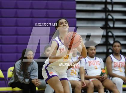 Thumbnail 1 in Franklin Heights vs Reynoldsburg (OHSAA D1 Sectional Final) photogallery.