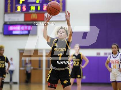 Thumbnail 1 in Franklin Heights vs Reynoldsburg (OHSAA D1 Sectional Final) photogallery.