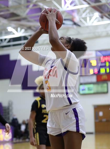 Thumbnail 1 in Franklin Heights vs Reynoldsburg (OHSAA D1 Sectional Final) photogallery.