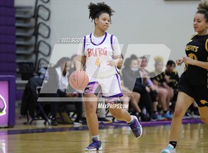 Thumbnail 2 in Franklin Heights vs Reynoldsburg (OHSAA D1 Sectional Final) photogallery.