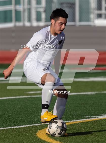 Thumbnail 2 in Ygnacio Valley @ Chico (CIF Northern Regional Final) photogallery.