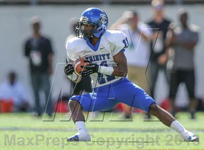 Thumbnail 2 in Clearwater Central Catholic vs. Trinity Christian (FHSAA 3A Final)  photogallery.
