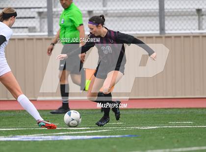 Thumbnail 3 in Round Rock vs Taft (UIL 6A Region 4 Semifinals) photogallery.