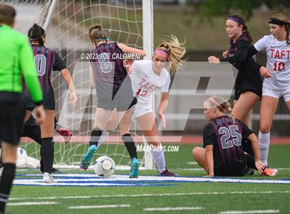Thumbnail 3 in Round Rock vs Taft (UIL 6A Region 4 Semifinals) photogallery.