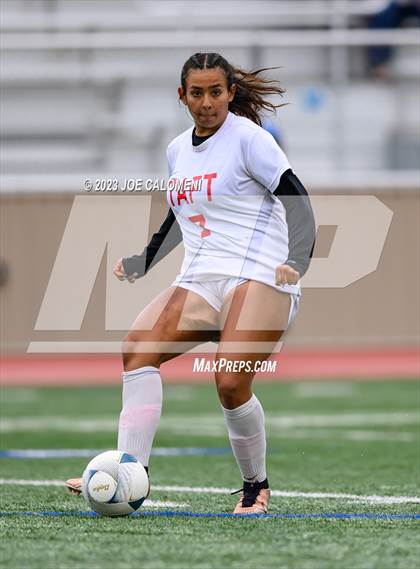 Thumbnail 2 in Round Rock vs Taft (UIL 6A Region 4 Semifinals) photogallery.
