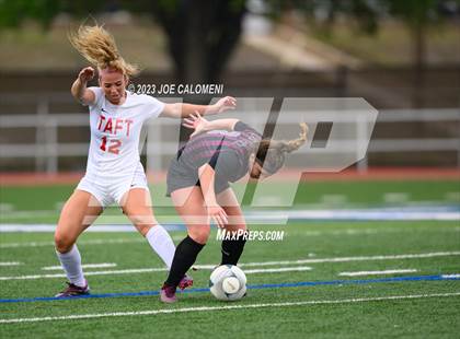 Thumbnail 3 in Round Rock vs Taft (UIL 6A Region 4 Semifinals) photogallery.