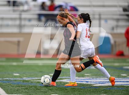 Thumbnail 3 in Round Rock vs Taft (UIL 6A Region 4 Semifinals) photogallery.