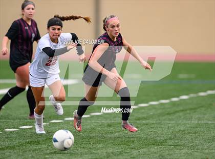 Thumbnail 1 in Round Rock vs Taft (UIL 6A Region 4 Semifinals) photogallery.
