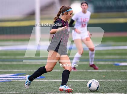 Thumbnail 2 in Round Rock vs Taft (UIL 6A Region 4 Semifinals) photogallery.