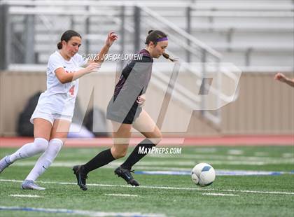Thumbnail 3 in Round Rock vs Taft (UIL 6A Region 4 Semifinals) photogallery.