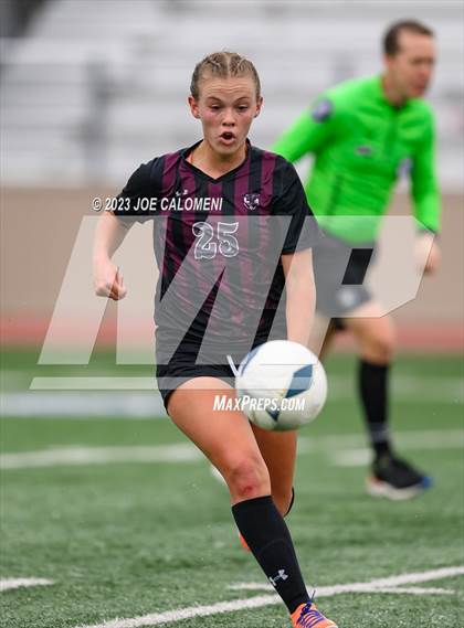 Thumbnail 1 in Round Rock vs Taft (UIL 6A Region 4 Semifinals) photogallery.