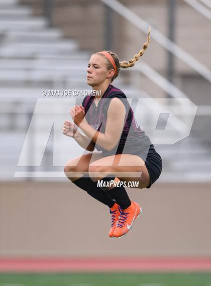 Thumbnail 3 in Round Rock vs Taft (UIL 6A Region 4 Semifinals) photogallery.
