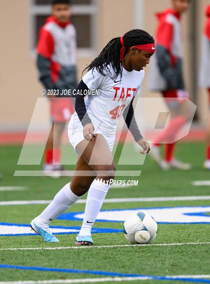 Thumbnail 2 in Round Rock vs Taft (UIL 6A Region 4 Semifinals) photogallery.