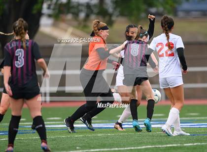 Thumbnail 2 in Round Rock vs Taft (UIL 6A Region 4 Semifinals) photogallery.