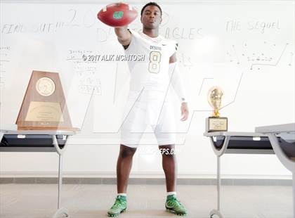 Thumbnail 1 in DeSoto (Preseason Early Contenders Photo Shoot)  photogallery.