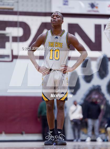 Thumbnail 1 in Butler vs. Keenan photogallery.