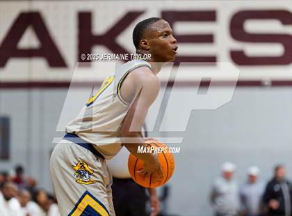 Thumbnail 3 in Butler vs. Keenan photogallery.
