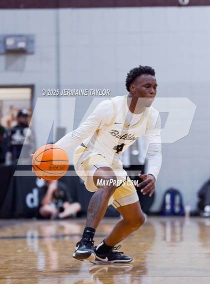 Thumbnail 3 in Butler vs. Keenan photogallery.