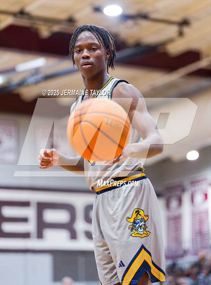 Thumbnail 3 in Butler vs. Keenan photogallery.