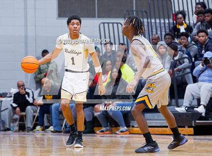 Thumbnail 1 in Butler vs. Keenan photogallery.