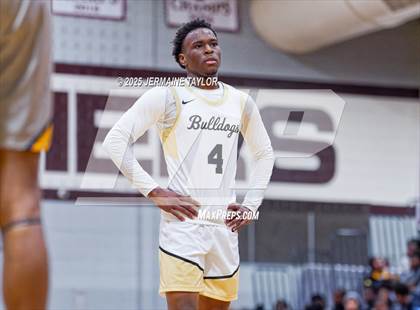 Thumbnail 1 in Butler vs. Keenan photogallery.
