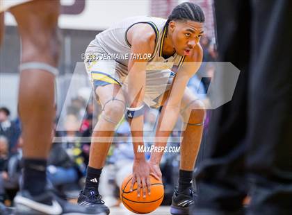 Thumbnail 1 in Butler vs. Keenan photogallery.