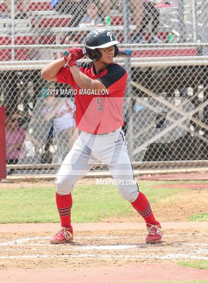 Thumbnail 1 in Palmview vs Sharyland (UIL 5A Regional Quarterfinal) photogallery.