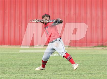 Thumbnail 1 in Palmview vs Sharyland (UIL 5A Regional Quarterfinal) photogallery.