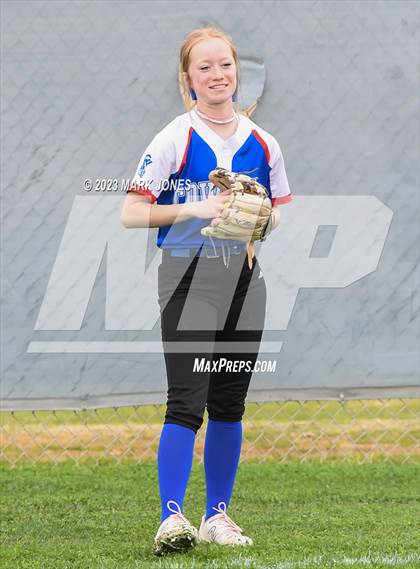 Thumbnail 1 in Camp Verde @ Northwest Christian photogallery.