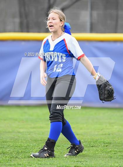 Thumbnail 2 in Camp Verde @ Northwest Christian photogallery.