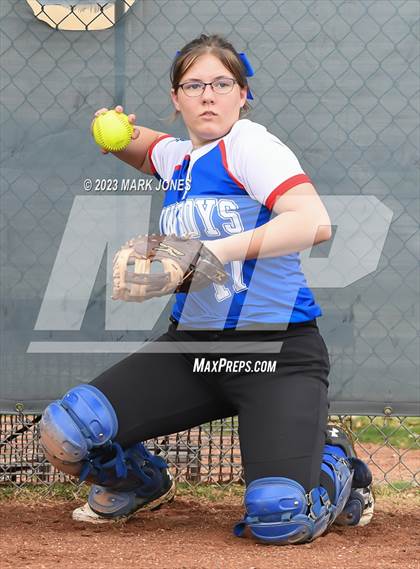 Thumbnail 3 in Camp Verde @ Northwest Christian photogallery.