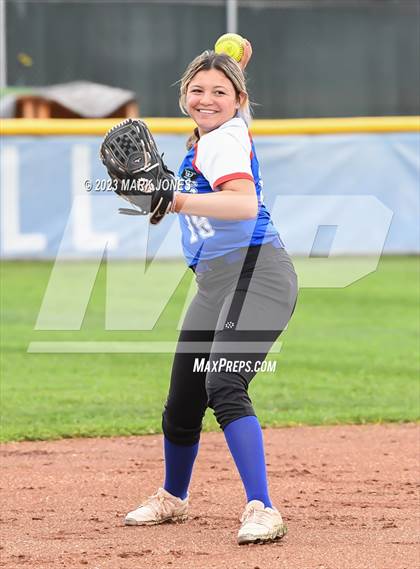 Thumbnail 1 in Camp Verde @ Northwest Christian photogallery.