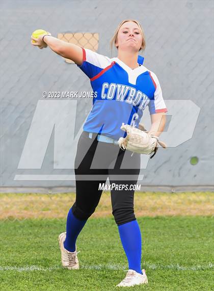 Thumbnail 3 in Camp Verde @ Northwest Christian photogallery.