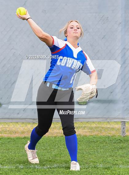 Thumbnail 2 in Camp Verde @ Northwest Christian photogallery.