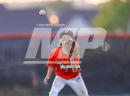 Thumbnail 3 in Woodbridge @ Brentsville District photogallery.