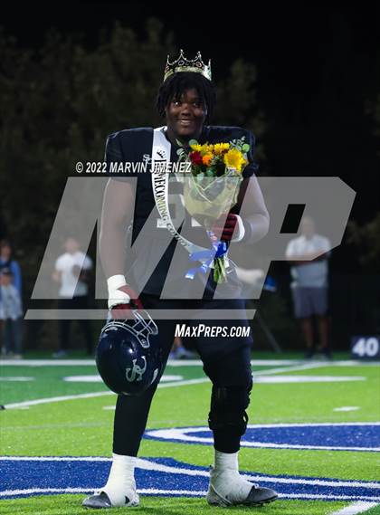 Thumbnail 2 in Sierra Canyon vs Bishop Amat photogallery.