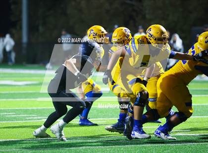 Thumbnail 3 in Sierra Canyon vs Bishop Amat photogallery.