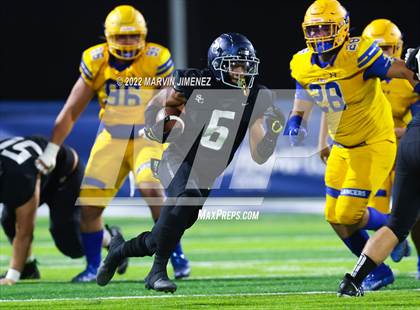 Thumbnail 2 in Sierra Canyon vs Bishop Amat photogallery.