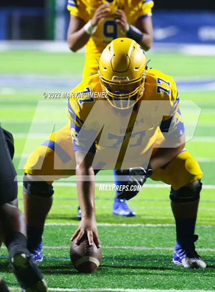 Thumbnail 1 in Sierra Canyon vs Bishop Amat photogallery.