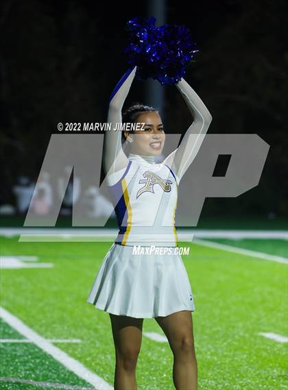 Thumbnail 3 in Sierra Canyon vs Bishop Amat photogallery.