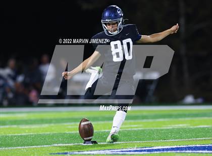 Thumbnail 2 in Sierra Canyon vs Bishop Amat photogallery.