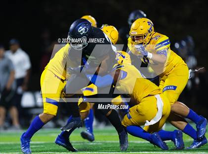 Thumbnail 3 in Sierra Canyon vs Bishop Amat photogallery.