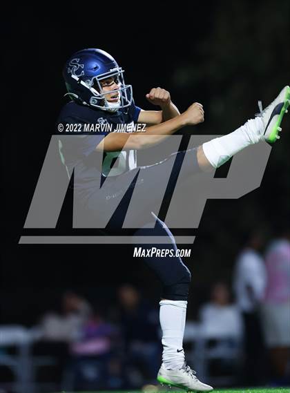 Thumbnail 3 in Sierra Canyon vs Bishop Amat photogallery.