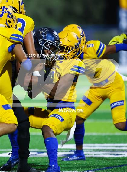 Thumbnail 2 in Sierra Canyon vs Bishop Amat photogallery.
