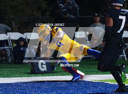 Thumbnail 3 in Sierra Canyon vs Bishop Amat photogallery.